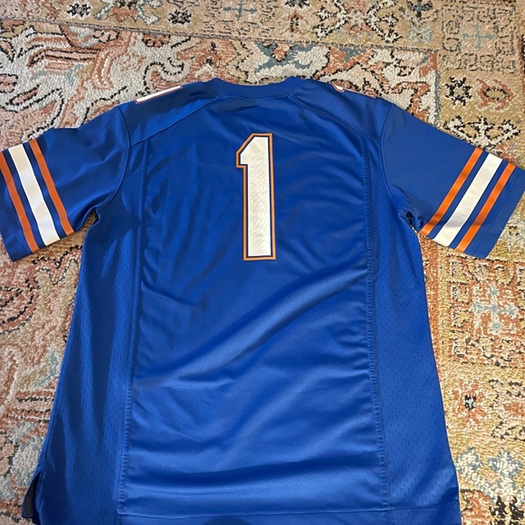Youth Florida Gators jersey. - Picture 9 of 11
